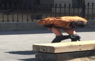 Le slogan de “l’Algérie nouvelle” : « Remonte ton pantalon, papa, il n’y a pas d’eau. »