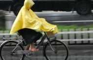 Tempête Amy : deux morts, toitures arrachées, des vents violents paralysent le nord du pays