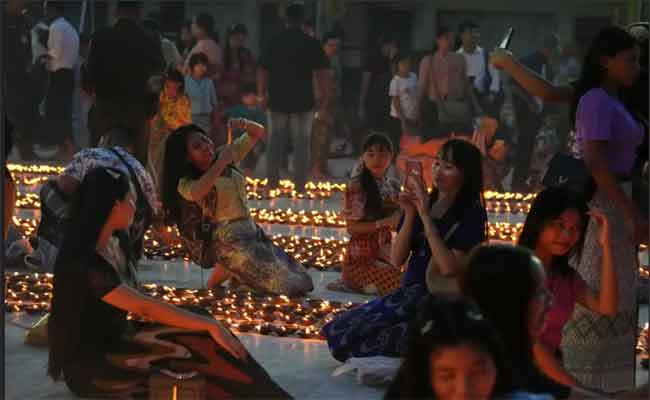 Birmanie : Le festival des Lumières ensanglanté – L'armée massacre plus de 40 civils à Chaung U