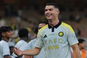 Cristiano Ronaldo devient le premier footballeur milliardaire : Messi distancé !