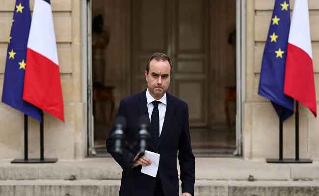 Crise à l’Élysée : la démission de Lecornu relance les appels à la destitution et à la dissolution