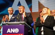 Élections tchèque 2025 : Le parti du milliardaire Babis l’emporte, mais le casse-tête des alliances et la tentation de l’extrême droite se profilent