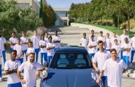 Les Joueurs du Real Madrid reçoivent leurs nouvelles BMW électriques pour la saison 2025-2026