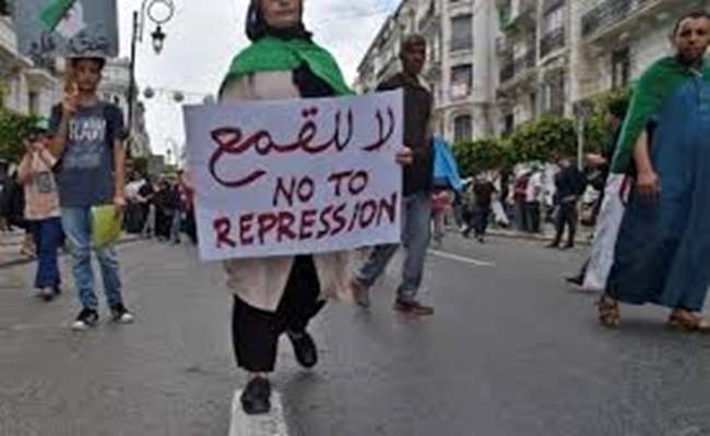 La junte militaire algérienne intensifie sa répression : un assaut brutal contre les libertés et les droits humains