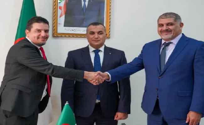 Installation de Hicham Andaloussi à la tête d’Algérie Télécom en présence du ministre Sid Ali Zerrouki