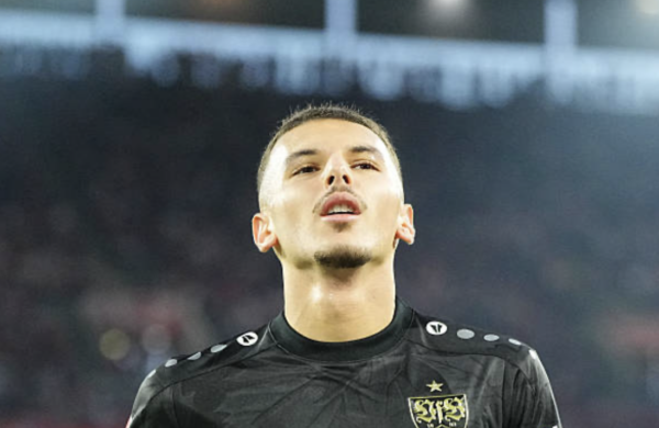 Bouanani étouffé en Bundesliga : le jeune prodige des Verts face à un mur allemand