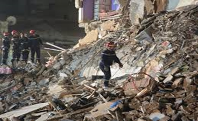 Effondrement d’un immeuble vétuste à Hussein Dey : un blessé et recherches en cours sous les décombres