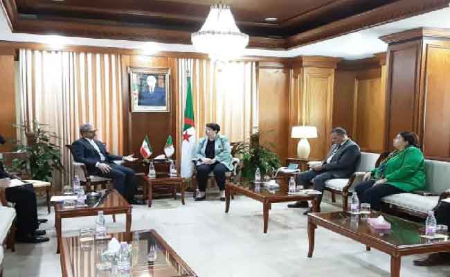 Rencontre entre la secrétaire d'État chargée des Mines et l'ambassadeur d'Iran : perspectives de coopération dans le secteur minier