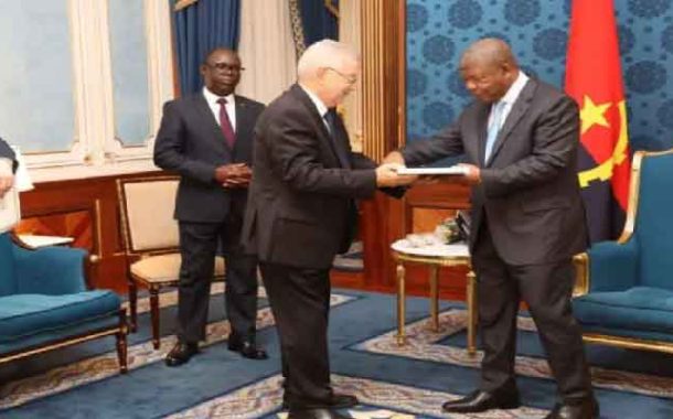 Visite officielle en Angola : Azouz Nasri reçu par le Président João Manuel Gonçalves Lourenço