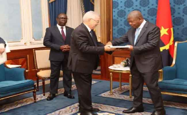 Visite officielle en Angola : Azouz Nasri reçu par le Président João Manuel Gonçalves Lourenço