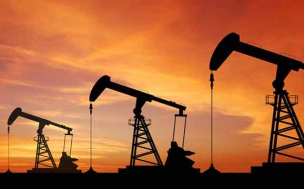 Chute des prix du pétrole : l’offre excédentaire éclipse l’optimisme lié à la réouverture du gouvernement américain