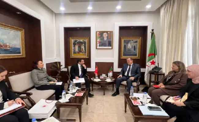 Rencontre entre Kamel Rezig et l’ambassadeur de Turquie : opportunités d’augmentation des échanges commerciaux Algérie-Turquie