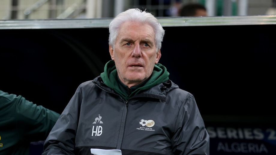 L’entraîneur des Bafana Bafana visé par une enquête pour propos jugés racistes