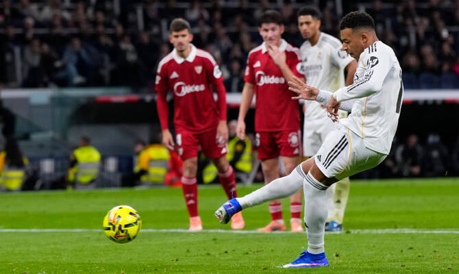 Mbappé égale le record mythique de Ronaldo avec 59 buts en 2025 pour le Real Madrid :