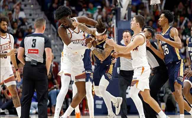 NBA : José Alvarado et Mark Williams expulsés après une violente bagarre