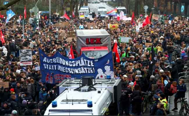 Allemagne : des milliers d’étudiants protestent contre le service militaire volontaire
