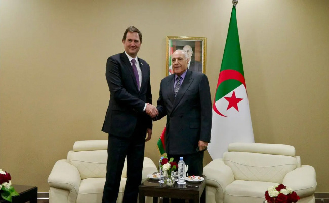 Les enjeux politiques de la rencontre Attaf-Ryzhenkov et de l’arrivée imminente de Loukachenko en Algérie : Tebboune ouvre la porte aux dictateurs pour défier l’Occident