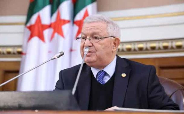 Colonisation française en Algérie : une histoire complexe entre violences et modernisations