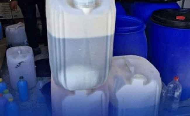 Saisie de plus de 5 000 litres de produits de nettoyage d’origine inconnue à Aïn Defla