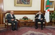 Tebboune reçoit le secrétaire général du Haut-Commissariat à l'amazighité