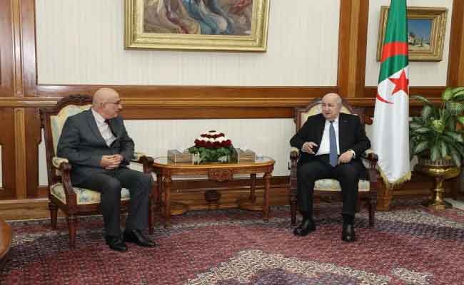 Tebboune reçoit le secrétaire général du Haut-Commissariat à l'amazighité