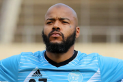 Raïs M’Bolhi quitte l’ES Mostaganem : fin d’une aventure éclair en Ligue 1