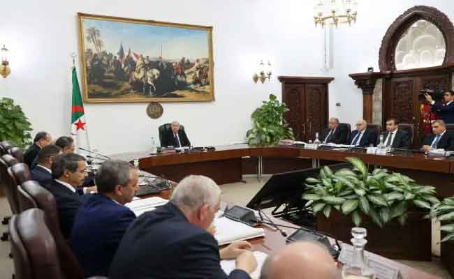 Le Conseil des ministres approuve des hausses de 5 % et 10 % des pensions de retraite au profit des retraités