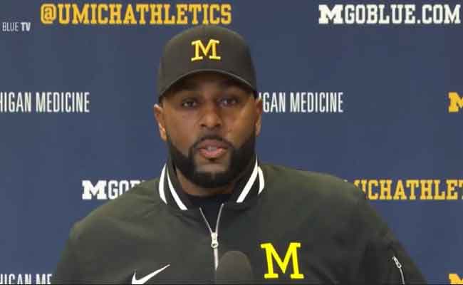 Sherrone Moore licencié et placé en garde à vue pour cause de faute grave (relation inappropriée avec une employée) : Michigan en crise