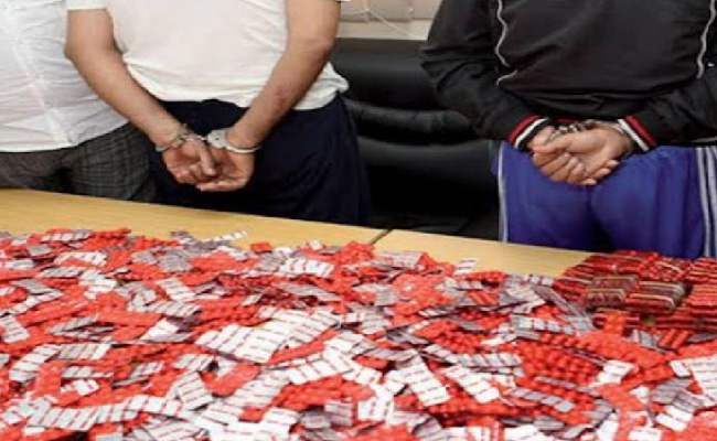 Oran : 1 005 cachets hallucinogènes et 30 g de cocaïne saisis, 2 dealers en prison