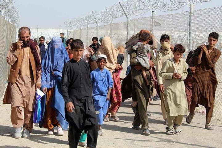 Des centaines de Pakistanais bloqués en Afghanistan : l&rsquo;hiver interminable à la frontière fermée