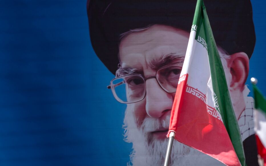 L’ayatollah Khamenei dans un bunker souterrain : la crainte d’une attaque américaine grandit t elle ?