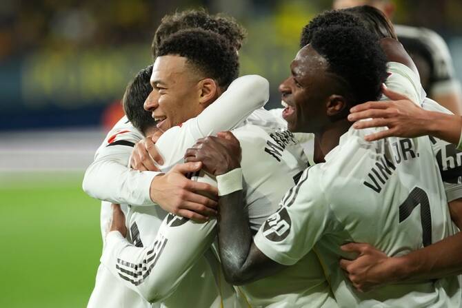 Mbappé double la mise et propulse le Real Madrid en tête, et écarte le Barça