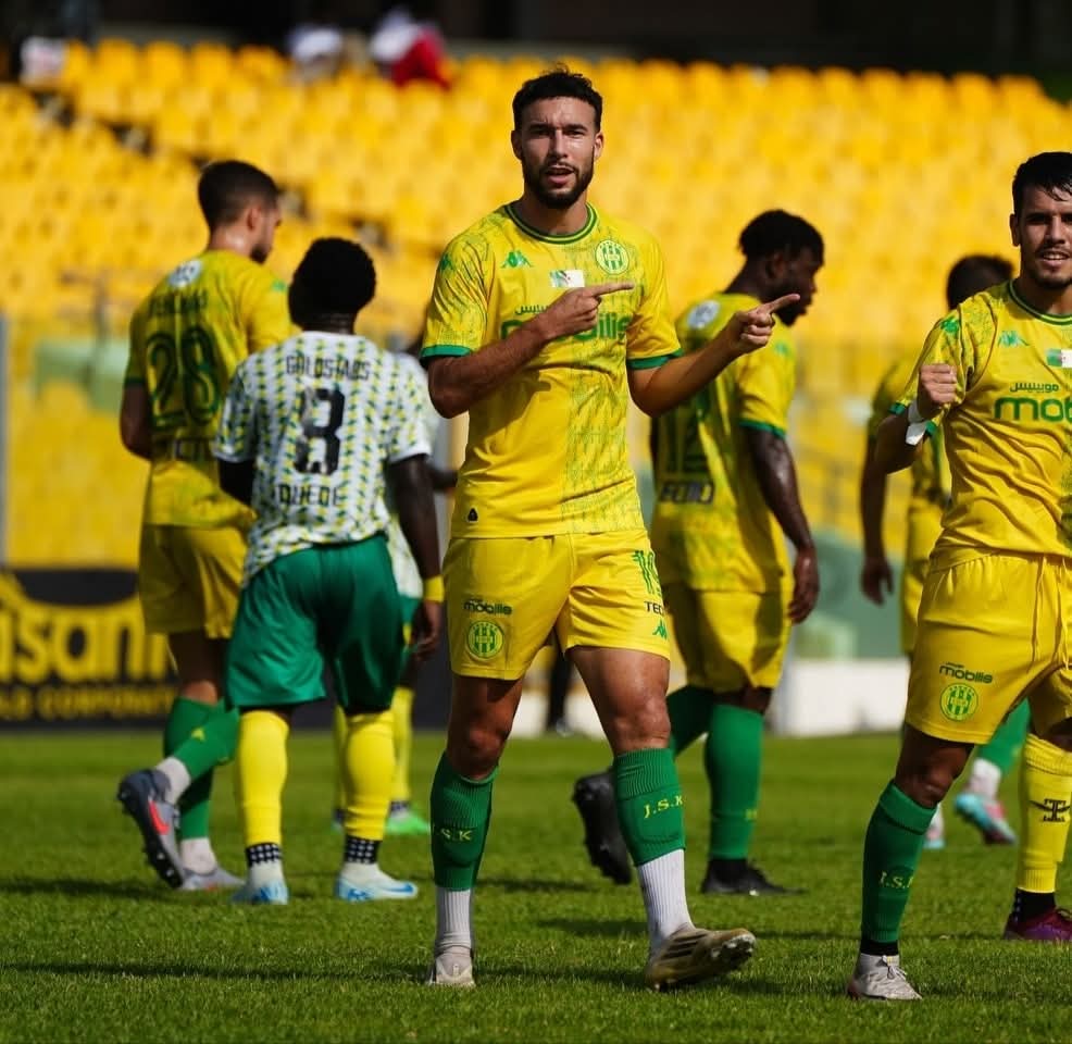 JS Kabylie : Mehdi Merghem, départ imminent pour raisons familiales et conflit latent avec le club