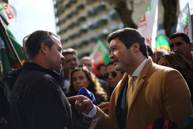 Présidentielle au Portugal : André Ventura en tête au premier tour, l’extrême droite s’installe durablement dans le paysage politique