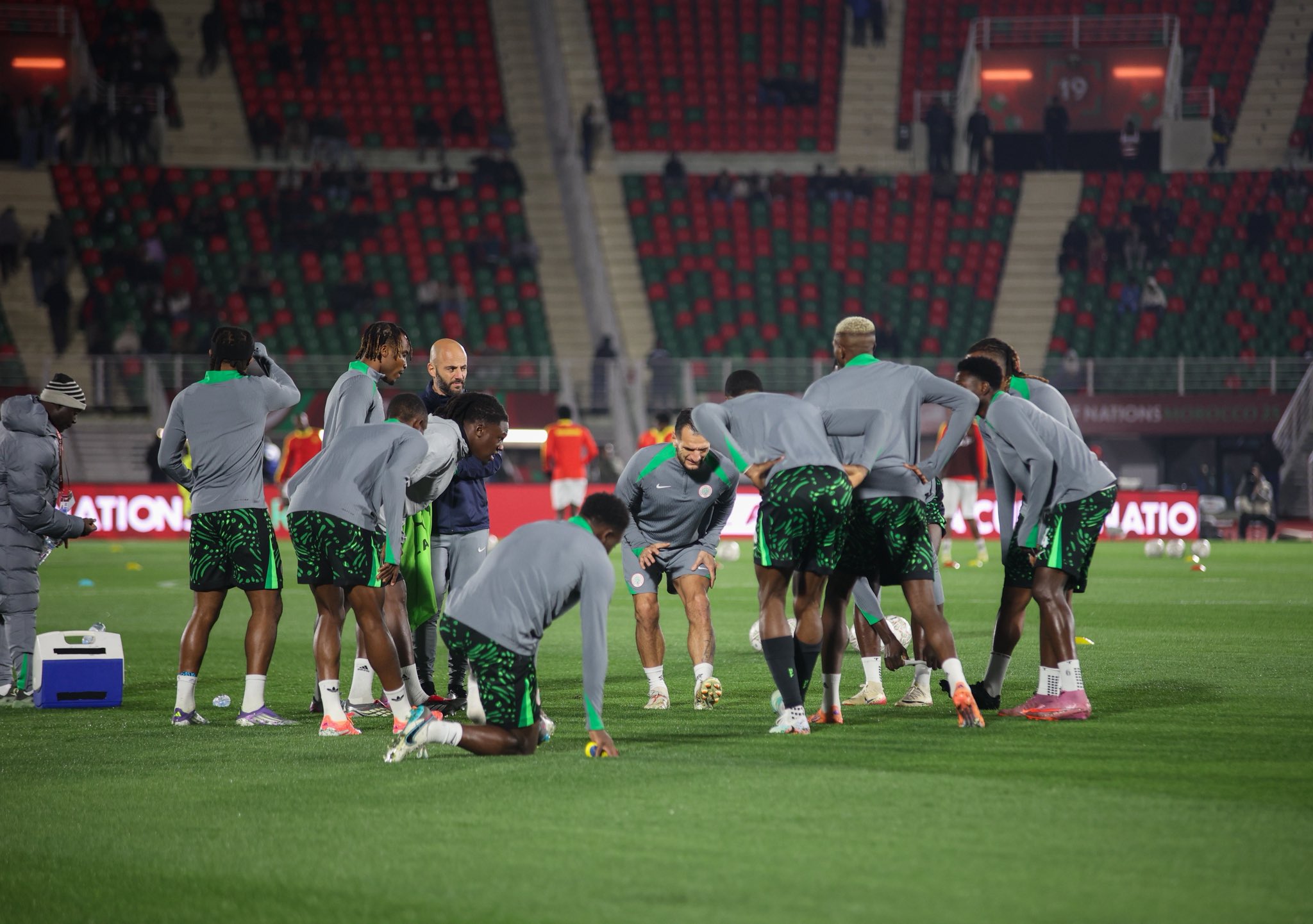 Tension dans le camp des Super Eagles : Boycott des entraînements avant le quart de finale contre l&rsquo;Algérie à la CAN 2025