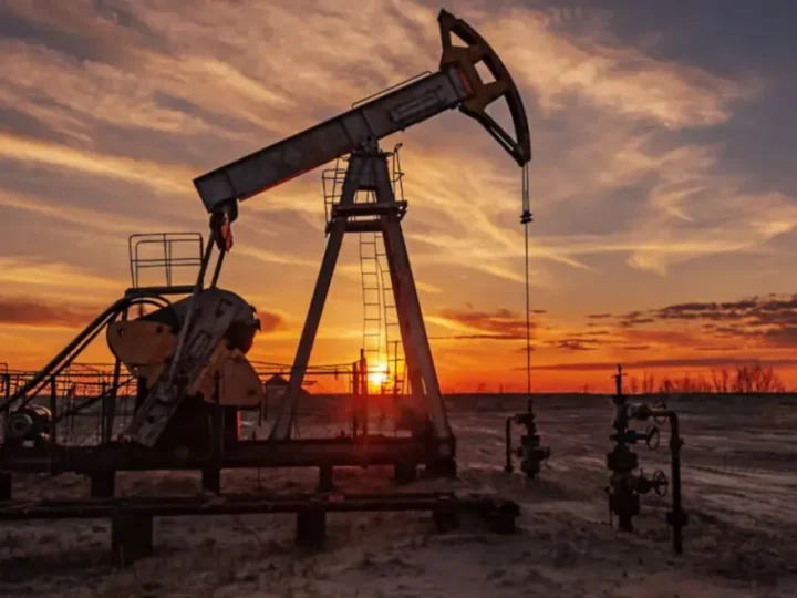 Légère baisse du brut malgré les tensions au Venezuela : le marché n’anticipe pas de perturbation immédiate