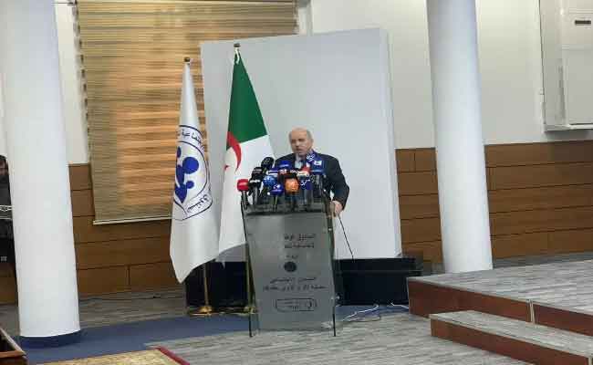 Lancement de la carte électronique d’accès gratuit aux médicaments pour les démunis sans couverture sociale