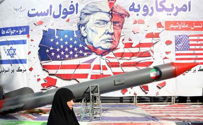 Tensions explosives entre les États-Unis et l&rsquo;Iran : Trump menace d&rsquo;intervenir militairement face aux manifestations massives