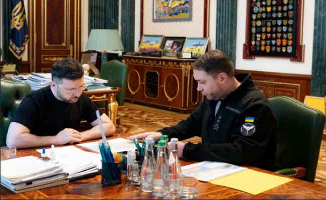 Ukraine : Zelensky choisit le chef du renseignement militaire pour diriger son cabinet