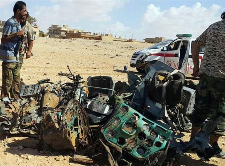 Crash mortel d’un hélicoptère médical dans le désert libyen : cinq morts près de la base de Matan al-Sarrah