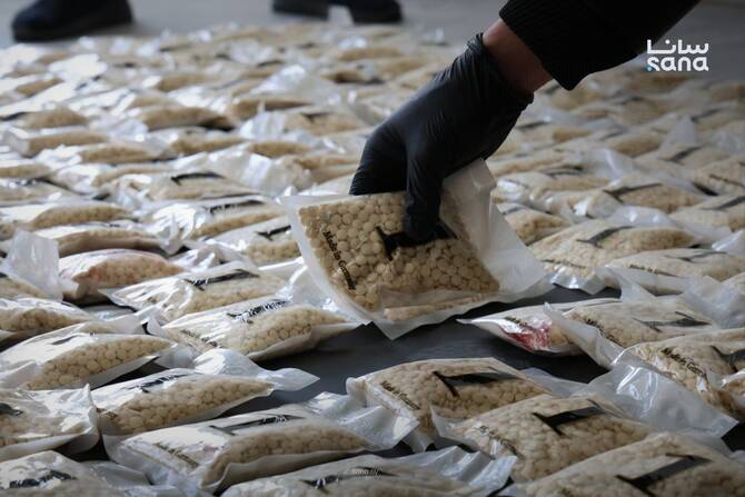 Opération conjointe syro-irakienne à Homs : saisie de près de 300 000 comprimés de Captagon et arrestation de deux trafiquants internationaux