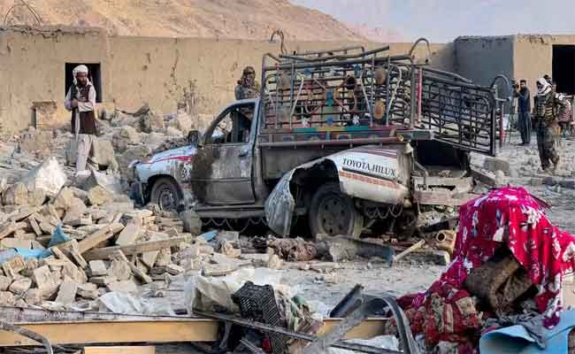 Afghanistan : des frappes aériennes meurtrières font des dizaines de victimes civiles, les talibans se préparent à riposter