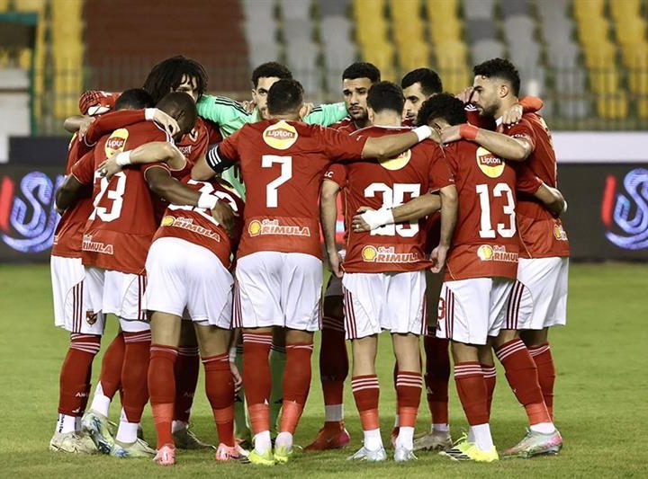Ahly réagit après la défaite : sanctions sévères et renforce ses mesures pour reprendre la tête du championnat