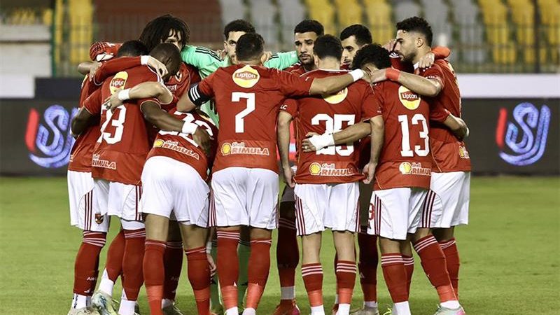 Ahly réagit après la défaite : sanctions sévères et renforce ses mesures pour reprendre la tête du championnat