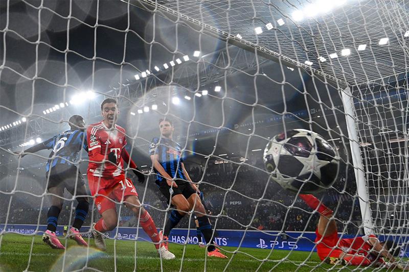 Ligue des champions : Le Bayern Munich pulvérise l’Atalanta 6-1, l’Italie prend une claque historique