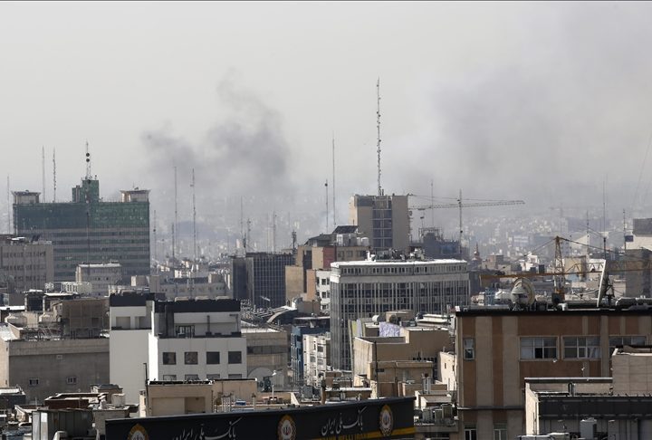URGENT – Explosions massives à Téhéran : Israël bombarde Iran, Donald Trump : « L’heure de la liberté approche pour les Iraniens »
