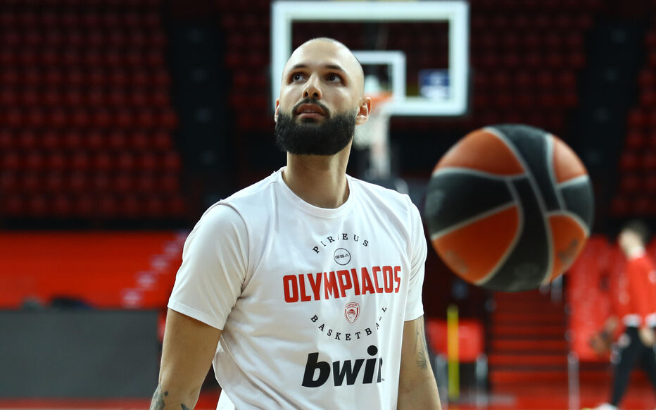 Evan Fournier : l’international français envisage de mettre fin à sa carrière après les Jeux Olympiques de 2028