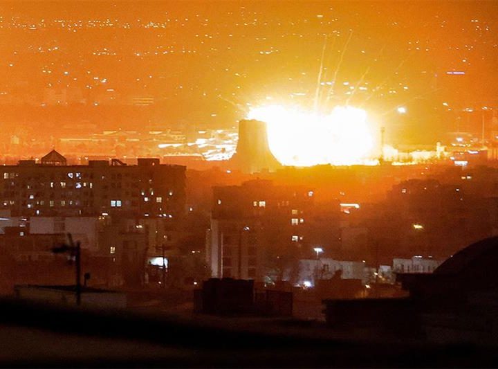 Israël et les États-Unis frappent deux installations nucléaires iraniennes à Khondab et Ardakan : Rubio annonce la fin des opérations dans 2 à 4 semaines