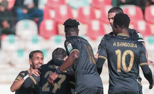 Ligue 1 : le MC Alger écrase Mostaganem (5-0), le CR Belouizdad assure et le Mouloudia conforte son leadership