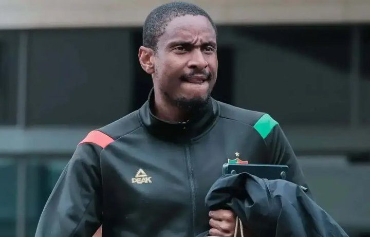 Football algérien : Rulani Mokwena condamné à prison pour tentative de sortie illégale de devises